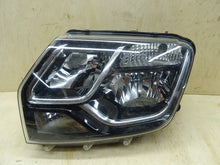 Laden Sie das Bild in den Galerie-Viewer, Frontscheinwerfer Dacia Duster 260608209R Links Scheinwerfer Headlight