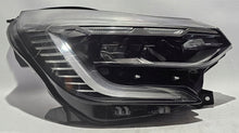 Laden Sie das Bild in den Galerie-Viewer, Frontscheinwerfer Renault Captur II 260106767R Rechts Scheinwerfer Headlight SCH4113352587at