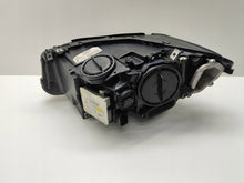 Laden Sie das Bild in den Galerie-Viewer, Frontscheinwerfer BMW 5 F11 F10 7203252 Rechts Scheinwerfer Headlight SCH6117092377eo