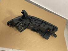 Laden Sie das Bild in den Galerie-Viewer, Frontscheinwerfer E-HS93711080-QR01 LED Rechts Scheinwerfer Headlight SCH2583718734ib