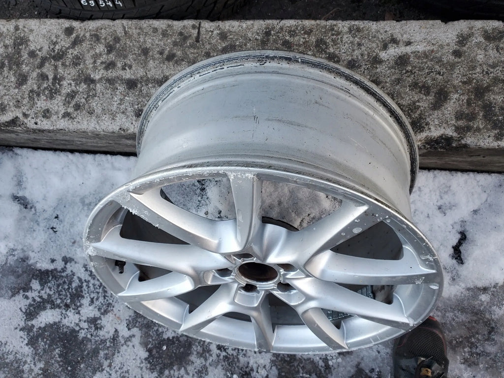 1x Alufelge 18 Zoll 8R0601025C Audi Q5 Rim Wheel