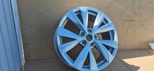 Laden Sie das Bild in den Galerie-Viewer, 1x Alufelge 17 Zoll 7.0" 5x112 45ET 57A601025AJ Skoda Karoq Rim Wheel FEL8630067015wy