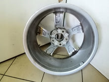 Load image into Gallery viewer, 1x Alufelge 17.5 Zoll 7.5" 5x112 38ET Glanz Silber 8W0601025EH Audi A4 B9 FEL4492899620kt