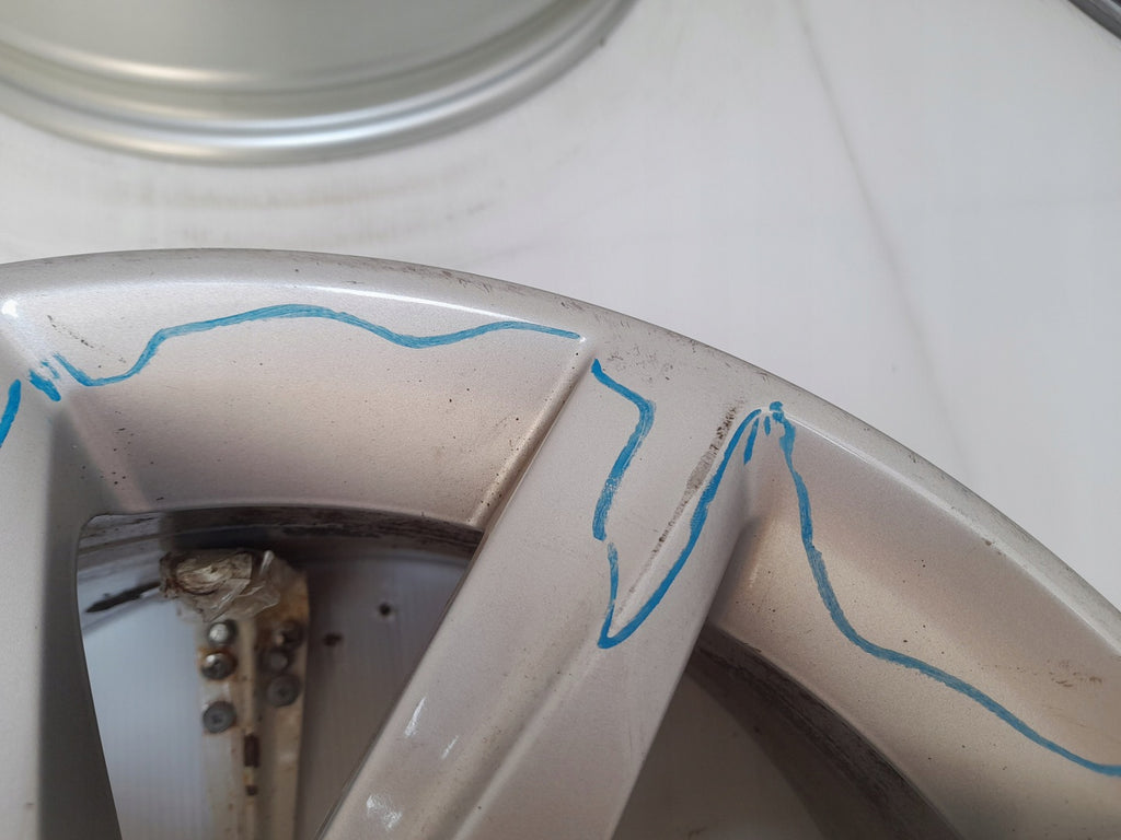 1x Alufelge 16 Zoll 7.0" 5x112 40ET Glanz Silber 3R0601025 Seat Rim Wheel