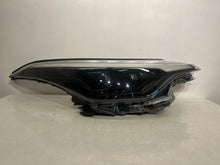 Laden Sie das Bild in den Galerie-Viewer, Frontscheinwerfer Toyota Chr 81110-YP280 Rechts Scheinwerfer Headlight SCH2143690144tp