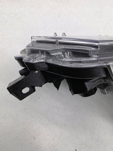 Laden Sie das Bild in den Galerie-Viewer, Frontscheinwerfer Toyota Corolla Rechts Scheinwerfer Headlight SCH5512661981da