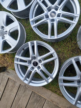Laden Sie das Bild in den Galerie-Viewer, 4x Alufelge 17 Zoll 7.5" 5x112 29ET KBA571666 Audi A4 Rim Wheel FEL9065717437wb