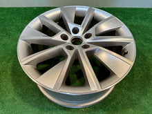 Load image into Gallery viewer, 1x Alufelge 18 Zoll 7.5" 5x112 43ET 5E0601025BK Skoda Octavia Iii Rim Wheel FEL8771866618eo