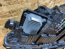 Load image into Gallery viewer, Frontscheinwerfer Tesla Model 3 1760889-00-F Rechts Scheinwerfer Headlight SCH4654499291vr
