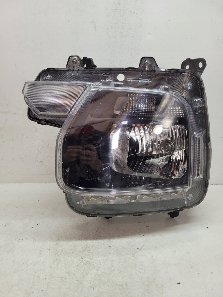 Frontscheinwerfer Hyundai Staria 92101CG000 Links Scheinwerfer Headlight SCH6735845230jl