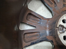 Laden Sie das Bild in den Galerie-Viewer, 1x Alufelge 17 Zoll 6.5" 5x112 6F9601025D Seat Arona Rim Wheel FEL2836678442ff