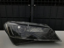 Laden Sie das Bild in den Galerie-Viewer, Frontscheinwerfer Skoda Superb 3V1941016A Xenon Rechts Scheinwerfer Headlight