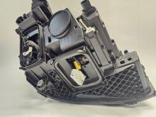 Load image into Gallery viewer, Frontscheinwerfer Mercedes-Benz W213 A2139067506 LED Links Headlight SCH1751667220xs