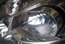 Laden Sie das Bild in den Galerie-Viewer, Frontscheinwerfer Peugeot 208 9802221880 Links Scheinwerfer Headlight SCH5920281049ju