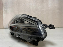 Laden Sie das Bild in den Galerie-Viewer, Frontscheinwerfer Seat Ibiza V 6F1941774 LED Rechts Scheinwerfer Headlight SCH4761744570bw