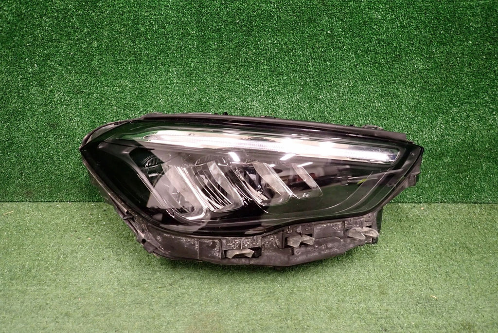 Frontscheinwerfer Mercedes-Benz Gla A2479063604 LED Rechts Headlight SCH1458815347lm