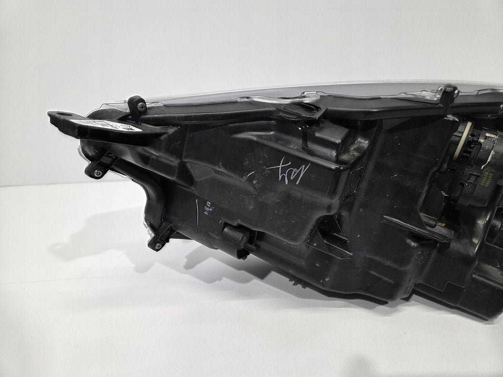 Frontscheinwerfer Toyota 4 Yaris ZPR1101 Full LED Rechts Scheinwerfer Headlight