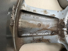 Load image into Gallery viewer, 1x Alufelge 18 Zoll 7.5" 5x114.3 49 5ET 52910-B8185 Hyundai Santa Fe Rim Wheel FEL8782761526ld