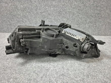 Laden Sie das Bild in den Galerie-Viewer, Frontscheinwerfer Audi B9 8W0941036J LED Ein Stück (Rechts oder Links) Headlight