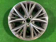 Laden Sie das Bild in den Galerie-Viewer, 1x Alufelge 17 Zoll 6.5" 4x100 50ET PW457-0D005 Toyota Yaris Rim Wheel FEL9050068609cb