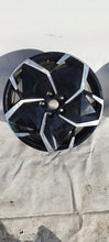 Load image into Gallery viewer, 1x Alufelge 19 Zoll 7.5" 5x114.3 49 5ET 52910-GI110 Hyundai Ioniq 5 Rim Wheel FEL1577793096mg