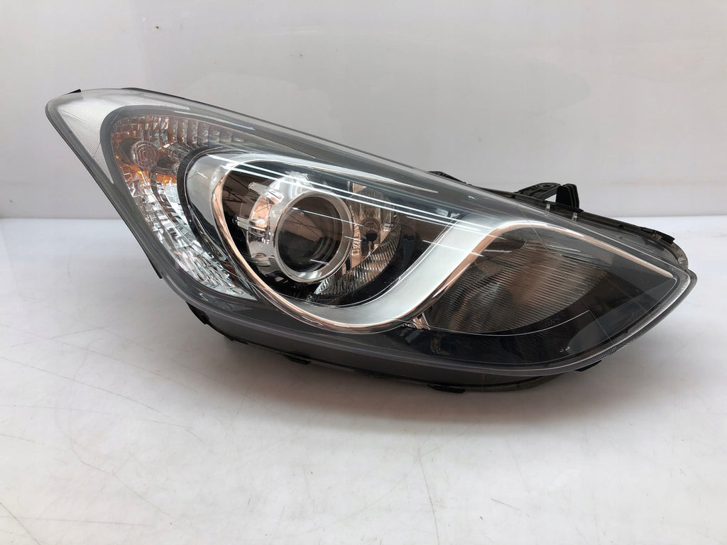 Frontscheinwerfer Hyundai I30 92102-A6060 Rechts Scheinwerfer Headlight