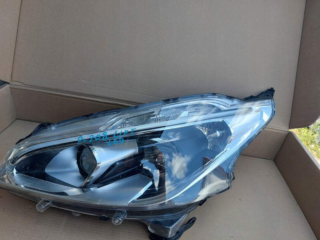 Frontscheinwerfer Peugeot 208 I 90047883 Links Scheinwerfer Headlight SCH1364632749kk