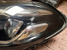 Laden Sie das Bild in den Galerie-Viewer, Frontscheinwerfer Mercedes-Benz W246 A2469063301 85122000 LED Links Headlight SCH5182418740ez