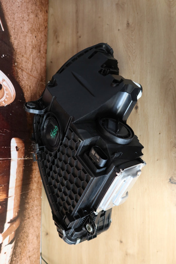 Frontscheinwerfer Mercedes-Benz W206 A2069068104 LE19A6437 Full LED Links SCH8554429819wg