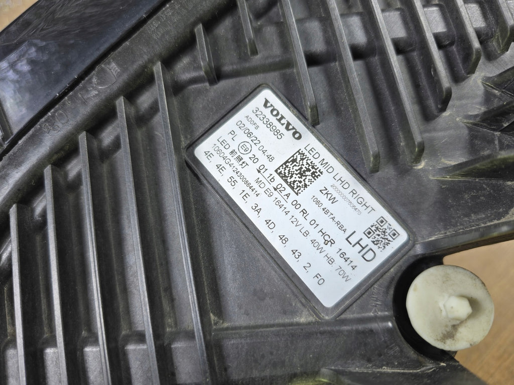 Frontscheinwerfer Volvo Xc60 32338985 LED Rechts Scheinwerfer Headlight SCH9481096741jc