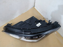 Laden Sie das Bild in den Galerie-Viewer, Frontscheinwerfer VW Golf VIII I 5H1941005 LED Links Scheinwerfer Headlight SCH2524612544vn