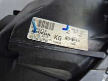 Load image into Gallery viewer, Frontscheinwerfer Honda Crv II 1EG238037-02 Ein Stück (Rechts oder Links)