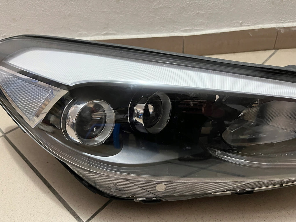 Frontscheinwerfer Hyundai Tucson 92102-D7200 Rechts Scheinwerfer Headlight