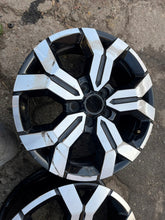 Laden Sie das Bild in den Galerie-Viewer, 1x Alufelge 17 Zoll 6.5" 5x114.3 50ET Glanz Schwarz 403006311R Dacia Rim Wheel FEL7600194669kn
