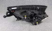Laden Sie das Bild in den Galerie-Viewer, Frontscheinwerfer Skoda Kamiq 658941016B LED Rechts Scheinwerfer Headlight SCH9261636926kc
