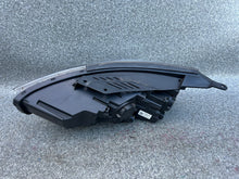Laden Sie das Bild in den Galerie-Viewer, Frontscheinwerfer Hyundai I30 III 92102G4510 Rechts Scheinwerfer Headlight SCH4151023951qp