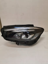 Laden Sie das Bild in den Galerie-Viewer, Frontscheinwerfer Renault A2479062503 Links Scheinwerfer Headlight