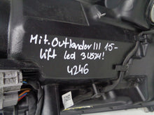 Laden Sie das Bild in den Galerie-Viewer, Frontscheinwerfer Mitsubishi Outlander III 8301C8-53 LED Rechts oder Links