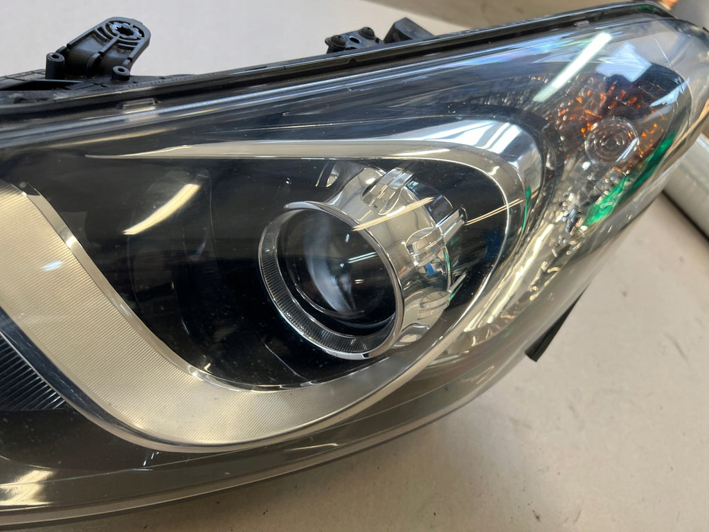 Frontscheinwerfer Hyundai I30 92101-A6020 Links Scheinwerfer Headlight