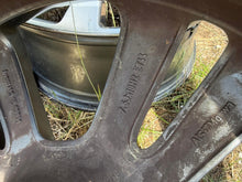 Load image into Gallery viewer, 1x Alufelge 18 Zoll 7.5" 5x112 44ET A2054012802 Mercedes-Benz W205 Rim Wheel FEL8820950687yl