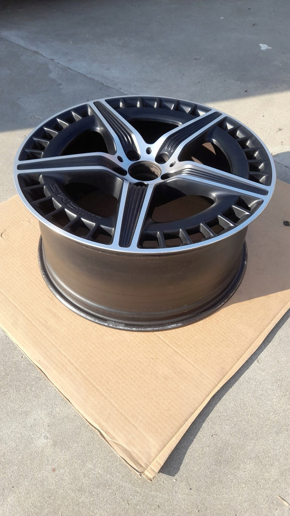 1x Alufelge 20 Zoll 9.5" 5x112 52ET A2954012700 Mercedes-Benz Amg Eqe Rim Wheel