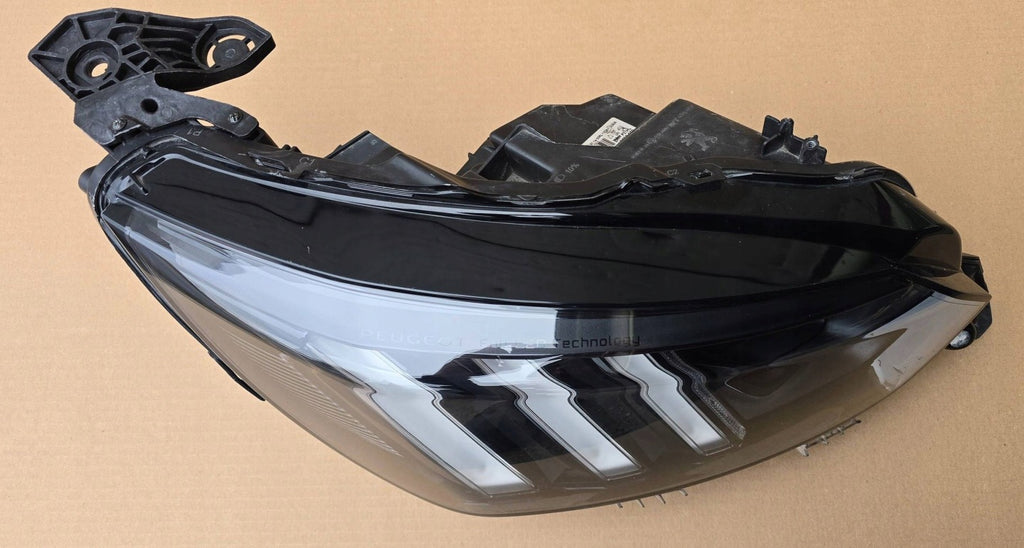 Frontscheinwerfer Peugeot 208 II 9841641980 L61579301125 Rechts Headlight SCH5497714372ji