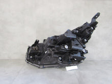 Laden Sie das Bild in den Galerie-Viewer, Frontscheinwerfer Toyota Yaris Cross Full LED Rechts Scheinwerfer Headlight SCH5034940535nr