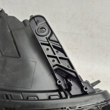 Load image into Gallery viewer, Frontscheinwerfer Dacia Duster 260107725R Full LED Rechts Scheinwerfer Headlight SCH1640570827nn