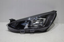 Laden Sie das Bild in den Galerie-Viewer, Frontscheinwerfer Ford Focus MX7B13E015-CC LED Rechts Scheinwerfer Headlight