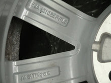 Laden Sie das Bild in den Galerie-Viewer, 1x Alufelge 16 Zoll 7.0&quot; 5x100 46ET Glanz Silber 5JA601025 Skoda Rim Wheel
