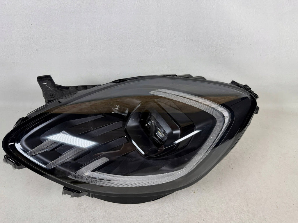 Frontscheinwerfer Ford Puma R1TB13E017 Links Scheinwerfer Headlight SCH9330013385ha