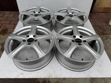 Load image into Gallery viewer, 4x Alufelge 17 Zoll 7.0" 5x114.3 49ET Glanz Silber 42R7705 Hyundai I Rim Wheel FEL4031769148pm