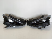 Laden Sie das Bild in den Galerie-Viewer, Frontscheinwerfer Mazda III Full LED Ein Stück (Rechts oder Links) Headlight