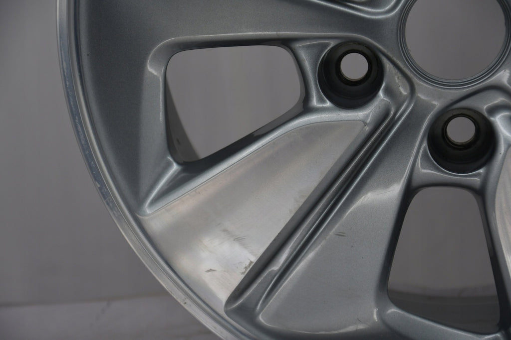 1x Alufelge 15 Zoll 6.0" 5x114.3 45ET Glanz Silber Nissan 1 Rim Wheel